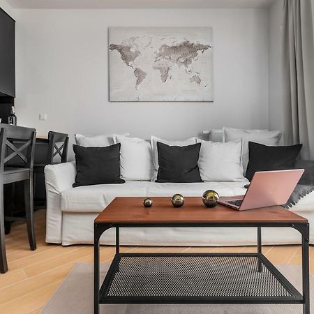 Apartments Jana Kazimierza 50 By Renters Warsaw Exterior photo