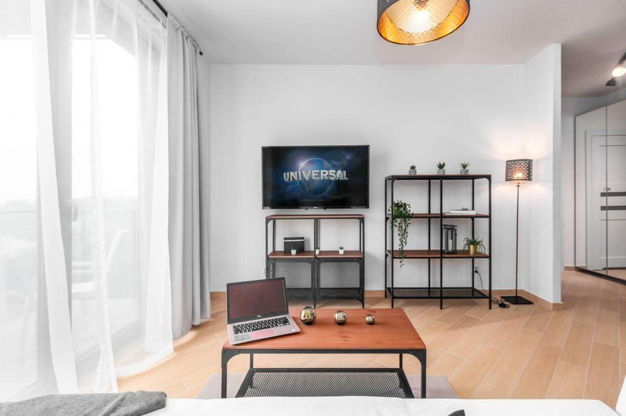 Apartments Jana Kazimierza 50 By Renters Warsaw Exterior photo
