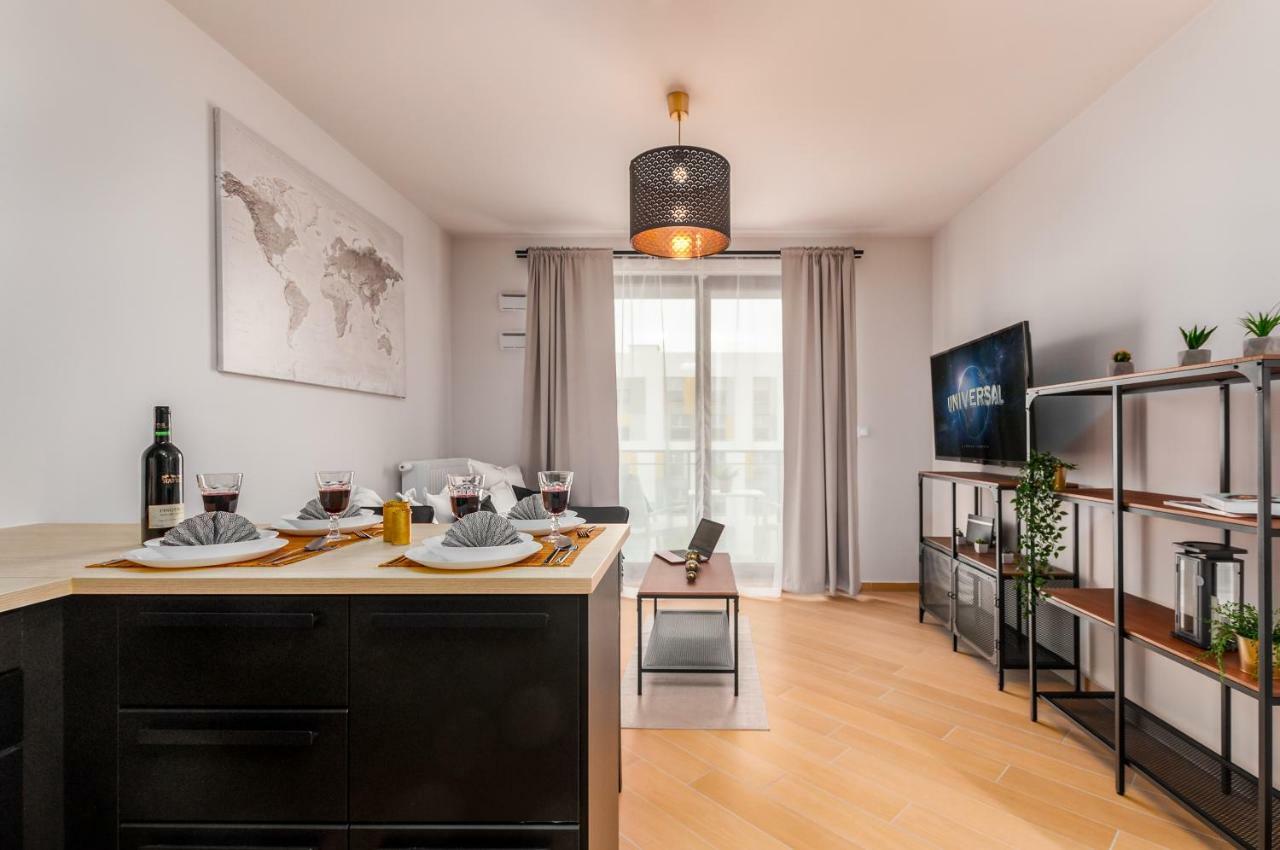 Apartments Jana Kazimierza 50 By Renters Warsaw Exterior photo